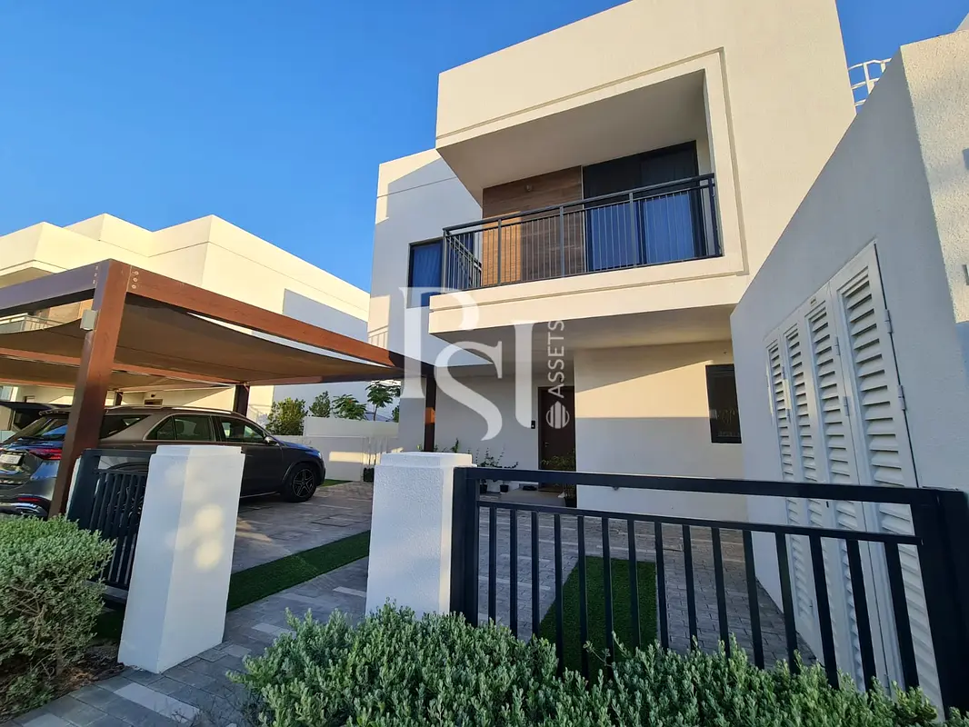 Unfurnished Villa | Landscape Garden | Spacious