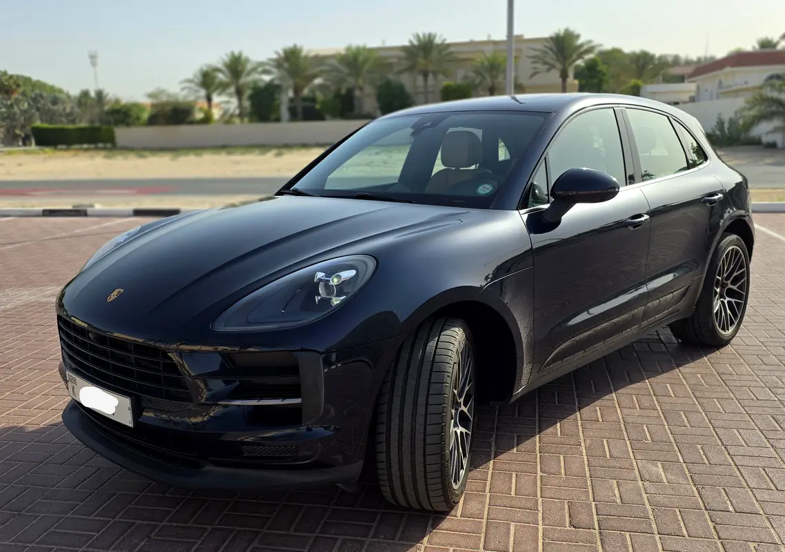 Porsche Macan 2020 — photo 1 of 10