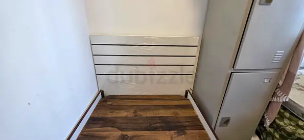 Single bed with mattress