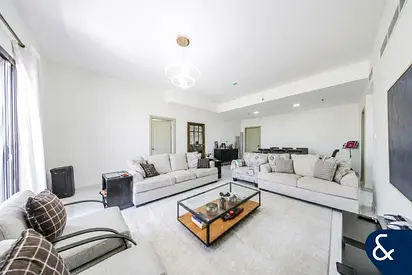 3 BED + MAIDS | SPACIOUS LAYOUT | NEAR METRO
