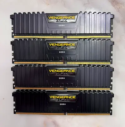 Corsair Vengeance LPX DDR4 Desktop RAM Kit 4x16GB (64GB)
