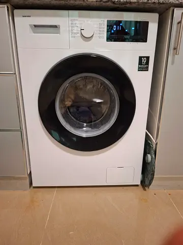 Samsung Front Load Washing Machine - 7kg, Excellent Working Condition