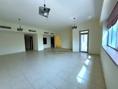 HIGH FLOOR | SPACIOUS 2BR | VACANT | SKYLINE VIEWS