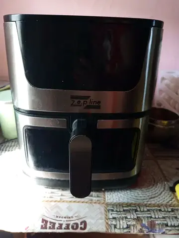 Compact Zepline Air Fryer - Good Working Condition