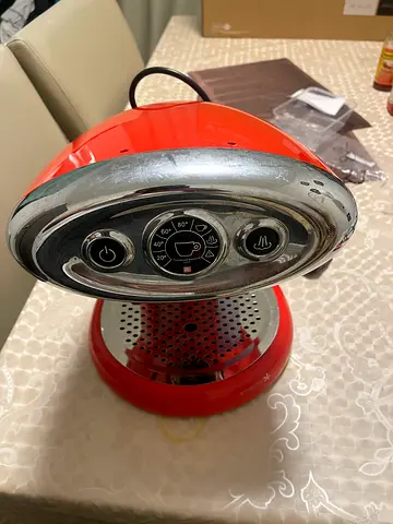 Illy FrancisFrancis X7.1 Espresso Machine – For Repair/Parts