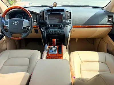 2013 Toyota LAND CRUISER 照片 12