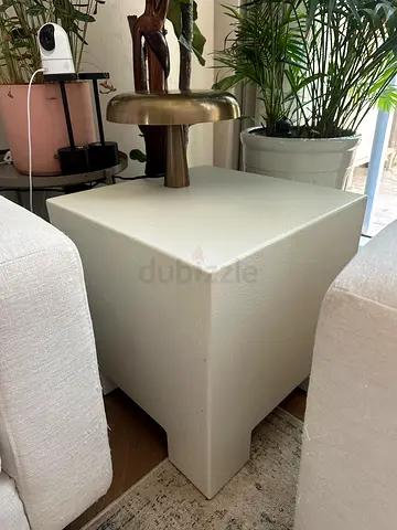 Coffee table and side table