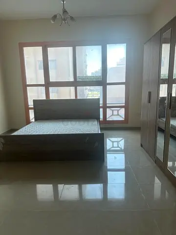 Room available for monthly rental
