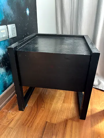 Sidetallets solid wood