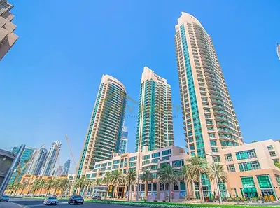 Unfurnished | Spacious | Natural Light | Prime Location