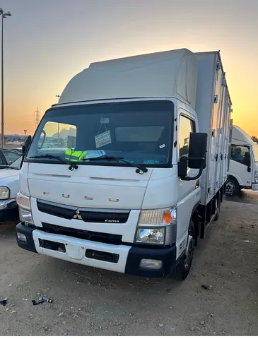 Mitsubishi L300 2022 GCC Specs - Low Mileage Cargo Van