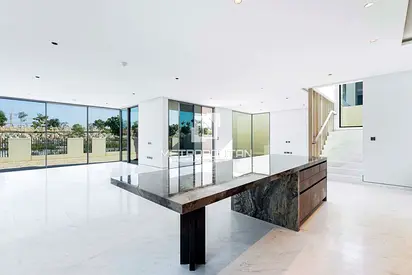 Signature Villa | One of 18 | Large 5BR Single Row