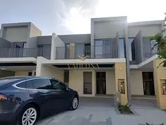 Single Row 3BR+ Maid | Near Pool &amp; Community Center