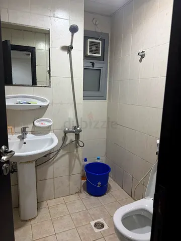 Executive bed space available for Men