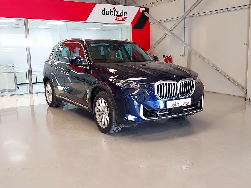 BMW X5 2025 — photo 1 of 15