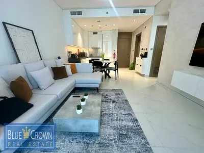 BURJ VIEW UPGRADED 1BR IN GYM BUILDING