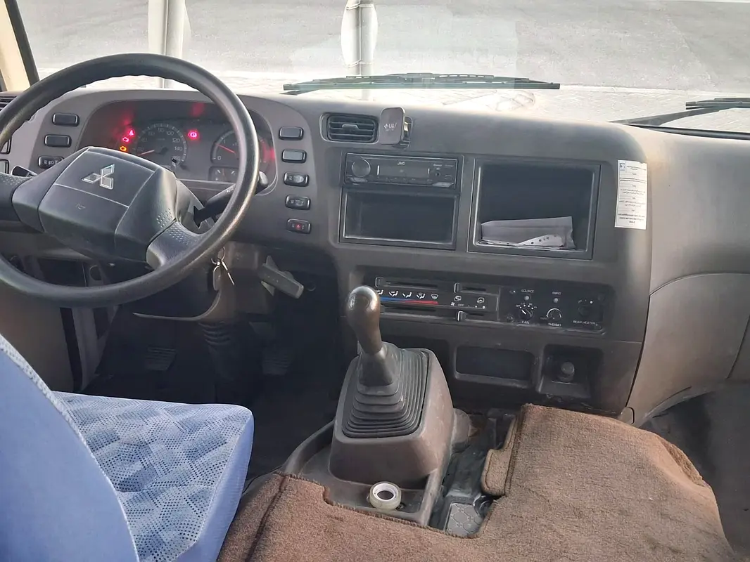 Mitsubishi Fuso Rosa 2024
