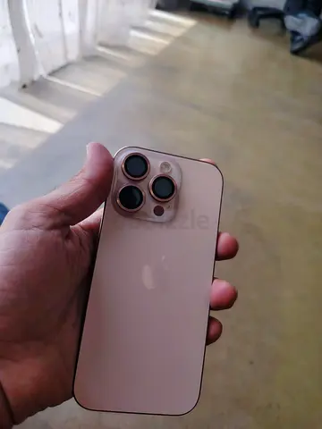 Iphone 16 pro 256gb japan model golden colour