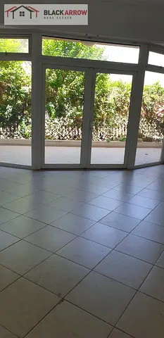 Vacant | Spacious 2 Bedroom | Near Airport