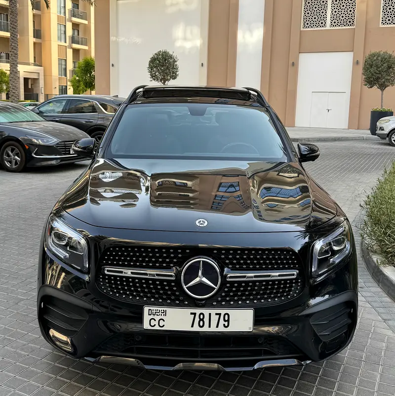 Mercedes-Benz GLB-Class 2023 — photo 1 of 19