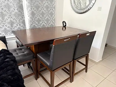 Homecenter dining table