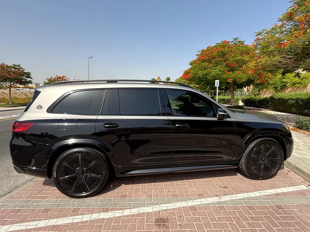 Mercedes-Maybach GLS-Class 2025 — photo 1 of 10