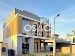 Luxurious 4-BR | Luxury Villa | Community Expert