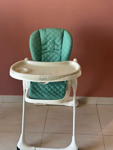 URGENT: Giggles High Chair 5-Point Harness | Moving Sale AED 90