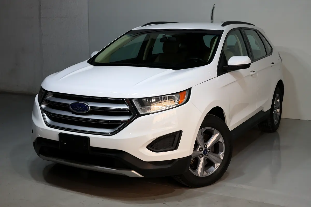 Ford Edge 2019 — photo 1 of 18