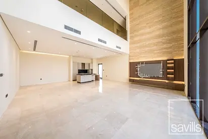 Expansive Garden | Upgraded I Premium Location