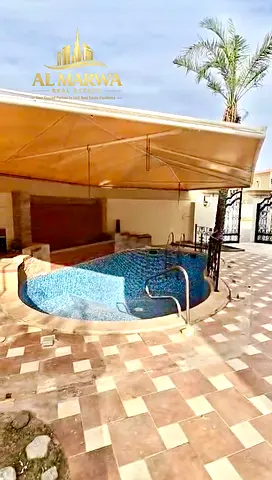 Spacious Independent Coner 5-Master BedRoom with Pool Ready to Move Villa