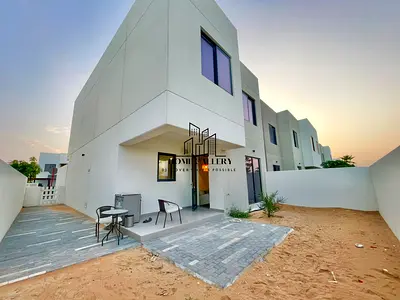 End Unit | New Luxurious 3-Bedroom Townhouse with Maid Room