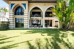 Hotel Service | Renovated Royal Villa | Spacious