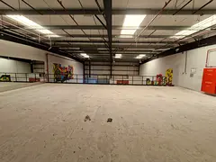 PREMIUM FITTED WAREHOUSE | TAX FREE |G+M