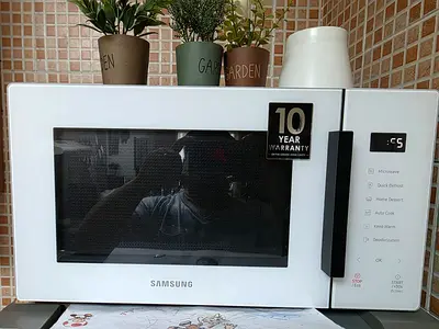 Microwave by Samsung