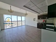 MORERN STYLE BRIGHT HIGH FLOOR