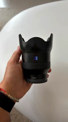 Zeiss Batis 25mm f/2 Sony E-mount lens - Excellent condition