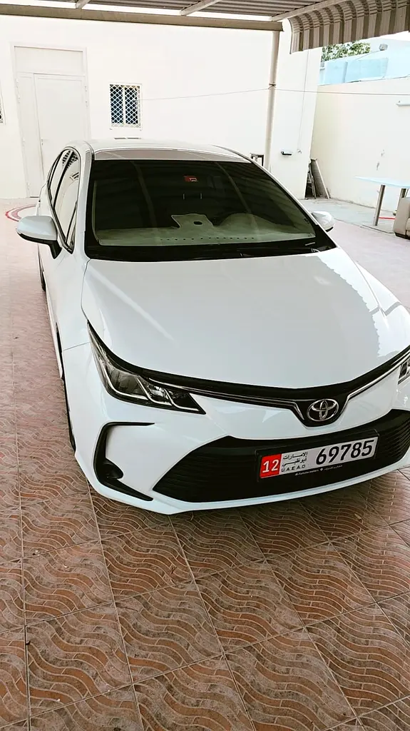 Toyota Corolla 2021 — photo 1 of 4