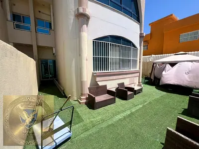 فيلا مفروشة للإيجار في الرفاعة 4 غرف ماستر اطلالة مفتوحة جانب شاطئ الحيرة سهل الوصول الي دبي وعجمان