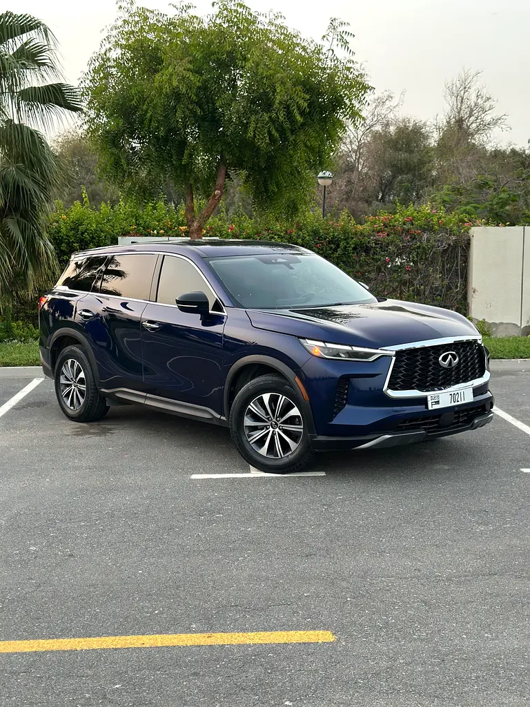 Infiniti QX60 2022 — photo 1 of 8