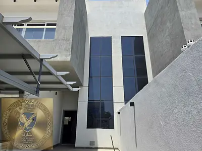 فرصة مميزة للسكن في فيلا راقية بمنطقة الغافية تتميز بتشطيب سوبر ديلوكس