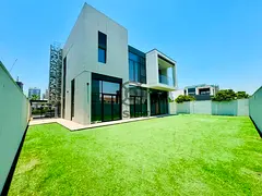 Exquisite 5 BR | Maid’s & Driver’s Room | Huge Layout