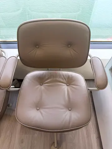 Classic Beige Leather Office Chair (Good Condition)