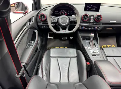 صورة 8 لـ 2018 AUDI RS3