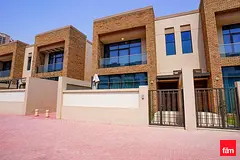 Corner 4br+Maid Villa | Eleganz By Danube