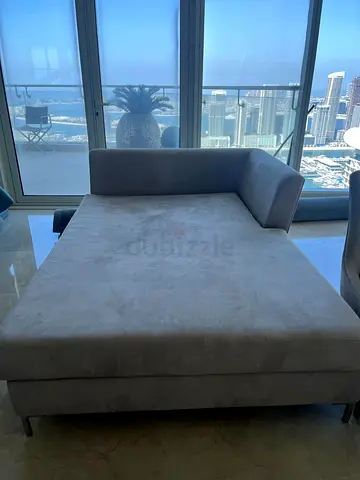 Urgent Sell: Light grey upholstered chaise lounge / daybed - good condition