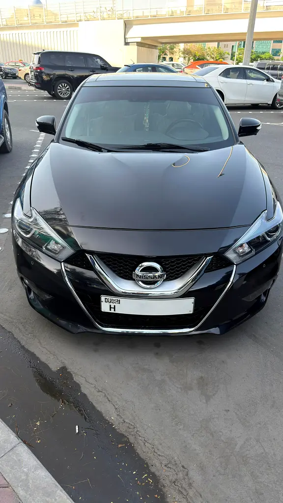 Nissan Maxima 2017 — photo 1 of 19