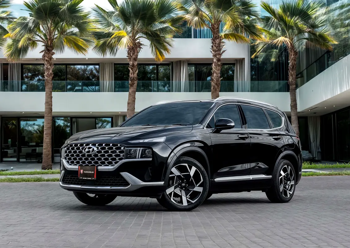 Hyundai Santa Fe 2022 — photo 1 of 15