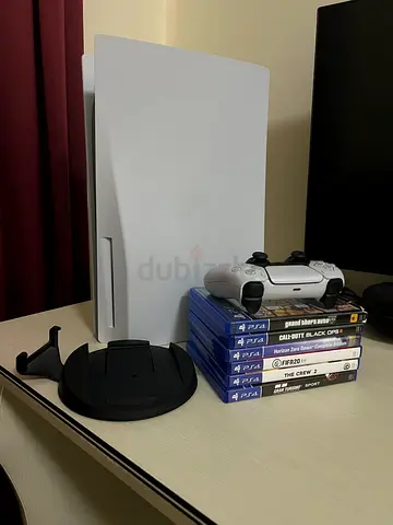 PlayStation 5 Console Bundle – Excellent Condition with packaging