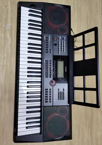 Yamaha digital 88 key keyboard piano  Casio CTx - 9000In keyboard